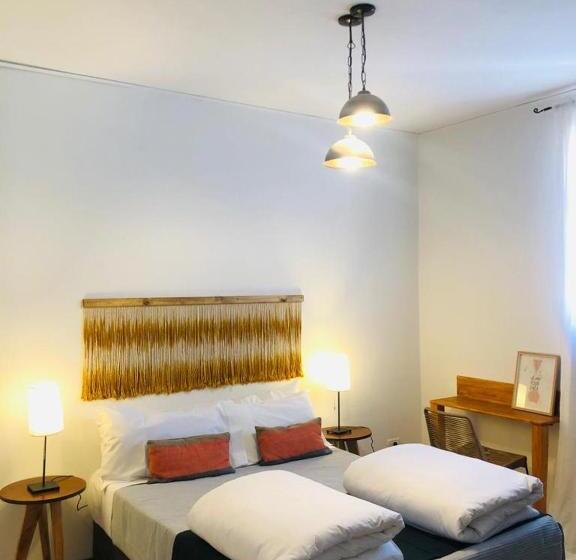 اتاق استاندارد, My Pod House