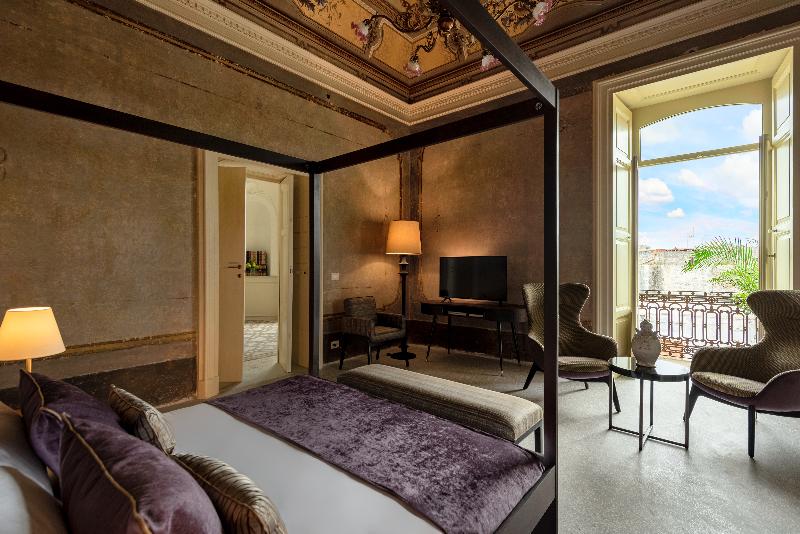 Deluxe Suite King Bed, Palazzo Donna Elisabetta