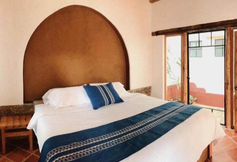 Deluxe Suite King Bed, Posada La Manzanilla