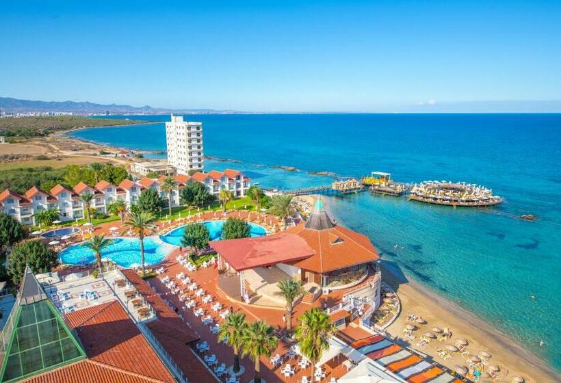 اتاق لوکس با چشم‌انداز دریا, Salamis Bay Conti Hotel Resort & Spa & Casino