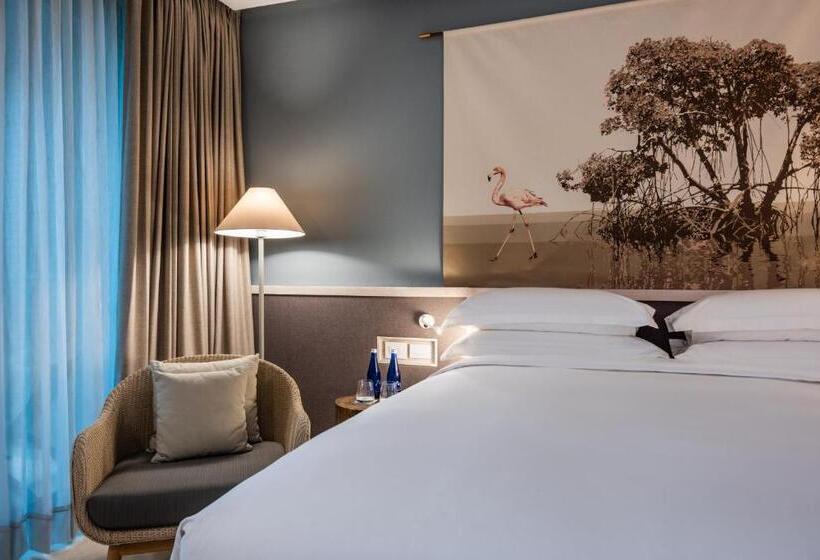 اتاق لوکس با تخت بزرگ, Sofitel Barú Calablanca