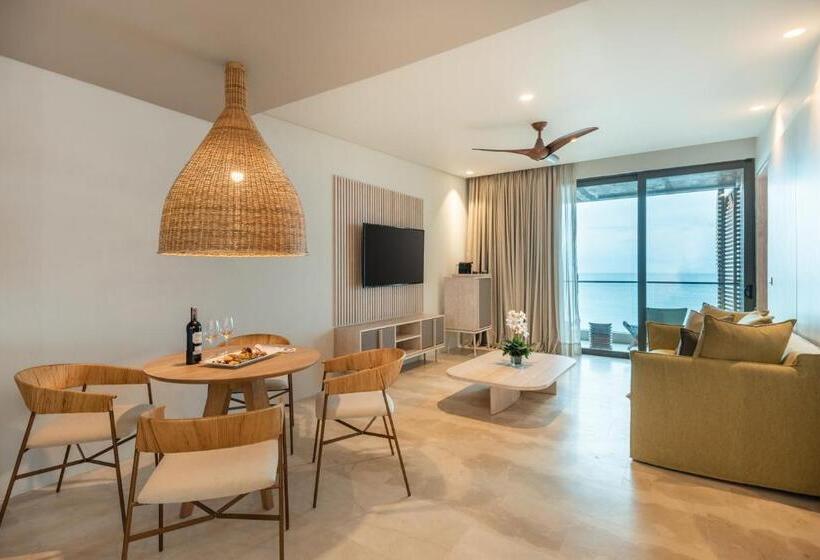 سوییت سوپریور, Sofitel Barú Calablanca