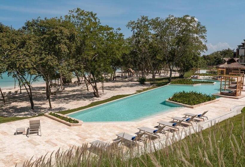 سوییت سوپریور, Sofitel Barú Calablanca