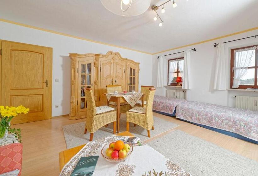带1个卧室带花园景观的公寓, Gästehaus Koyerbauer Boardinghouse