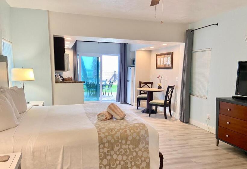 سوئیت با تخت بزرگ, Organic Beach Retreat