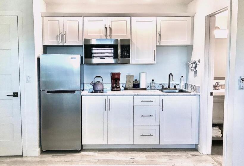 سوئیت پرزیدنت, Organic Beach Retreat