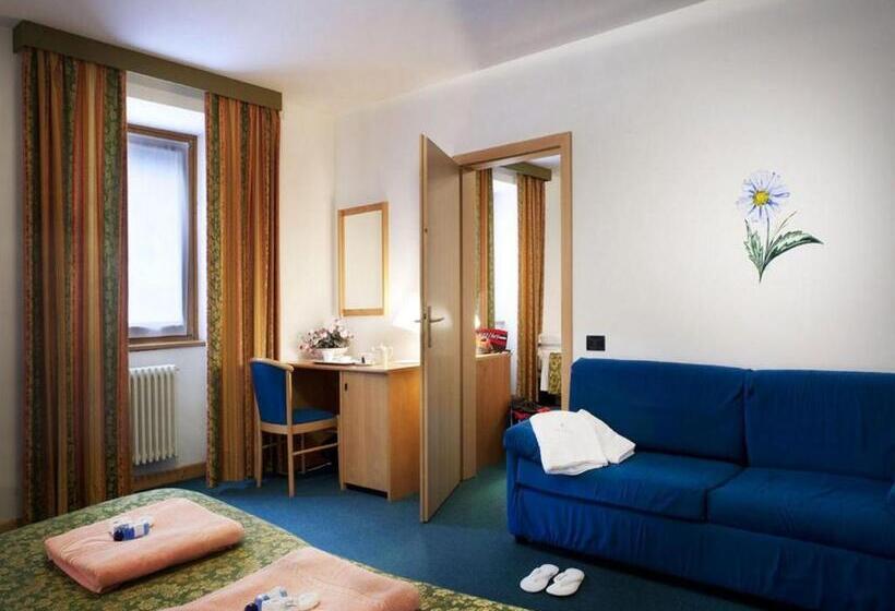 اتاق استاندارد سه نفره, Grand Hotel Rabbi