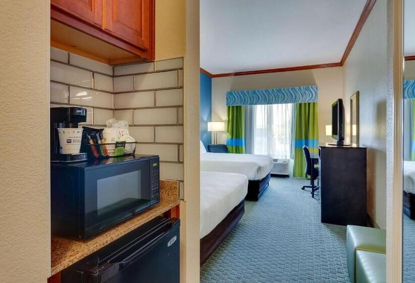 اتاق استاندارد, Comfort Inn & Suites