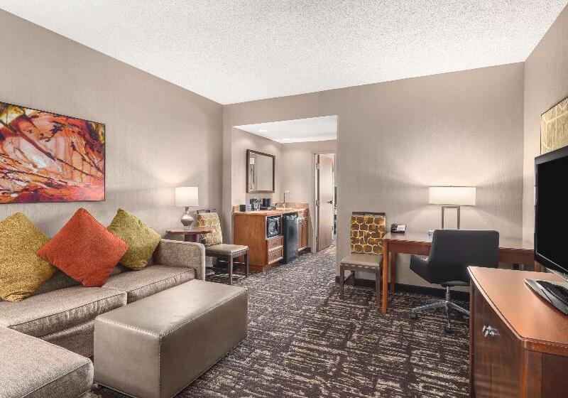 Suite Queen Bed, Embassy Suites By Hilton Dallas Frisco Convention Ctr & Spa
