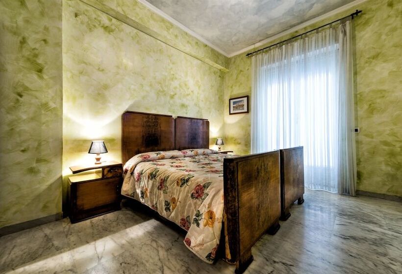 Standard Room, Giornate Romane