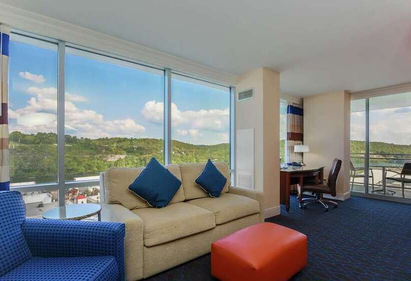 带大床的标准间, Hilton Branson Convention Center