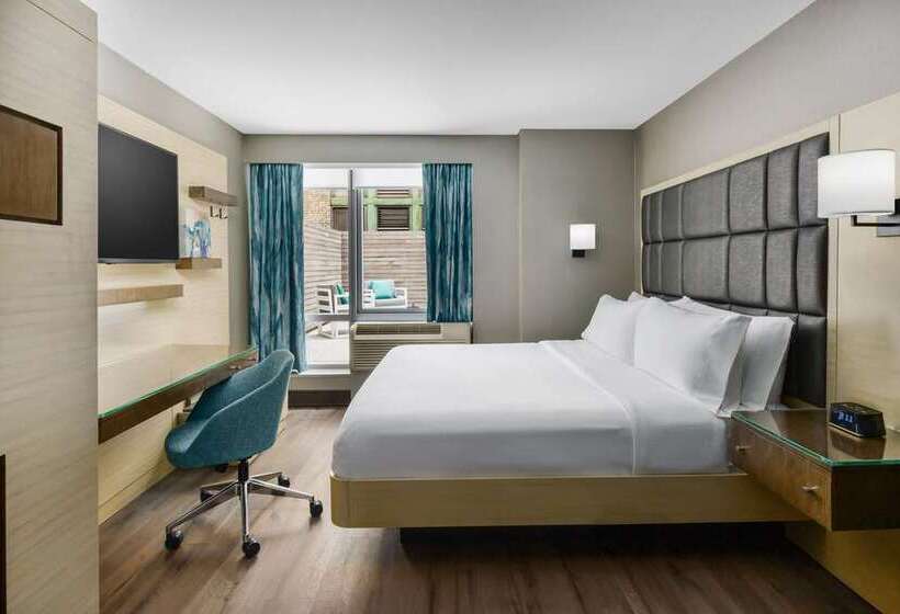 带大床的标准间, Hilton Branson Convention Center