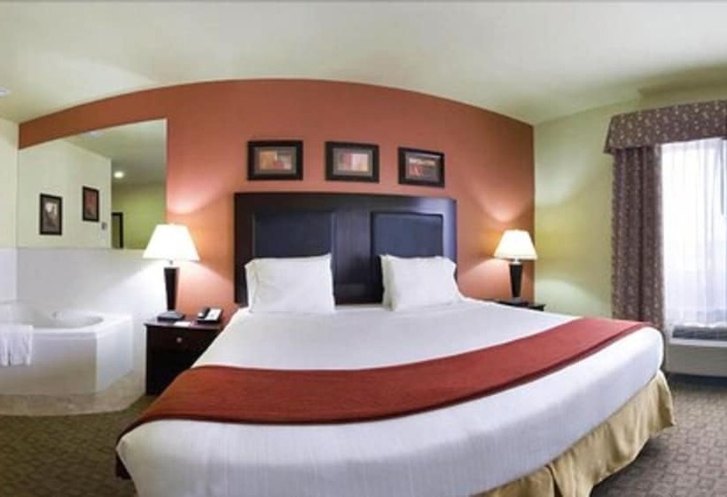 سوییت, Holiday Inn Express & Suites Alexandria, An Ihg