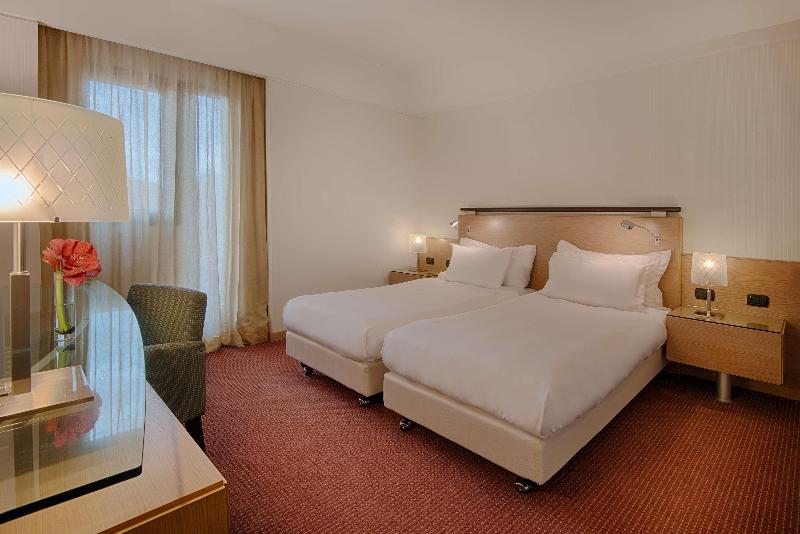 سوییت, Holiday Inn Express Hotel & Suites Auburn, An Ihg