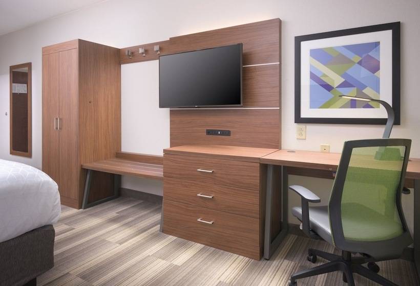 اتاق استاندارد با تخت دوبل برای معلولان, Holiday Inn Express  & Suites Chattanooga Downtown