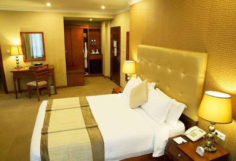 سوییت جونیور, Jupiter International Hotel   Cazanchis