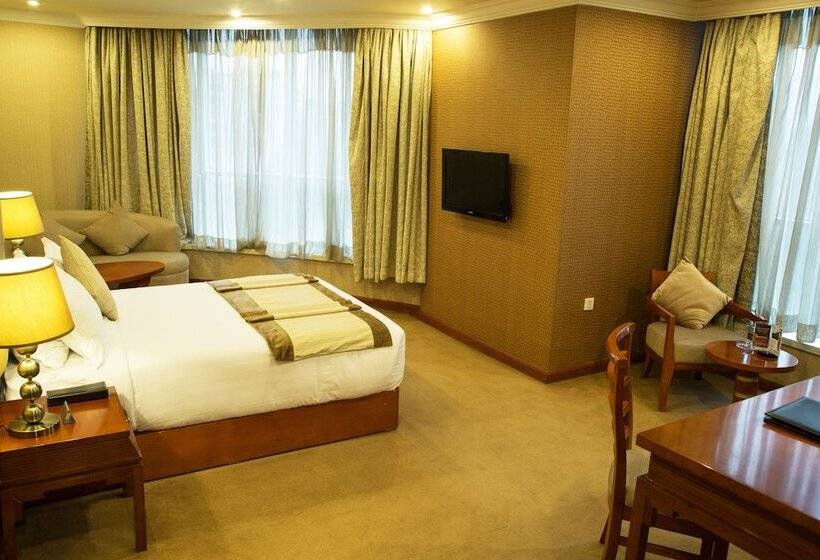 سوییت جونیور, Jupiter International Hotel   Cazanchis