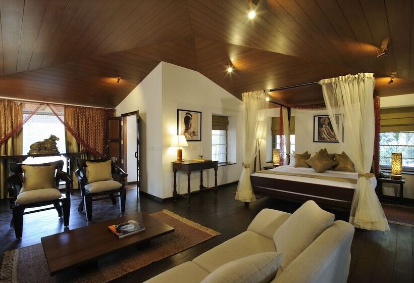 بانگلوی استاندارد, Niraamaya Wellness Retreats, Surya Samudra, Kovalam