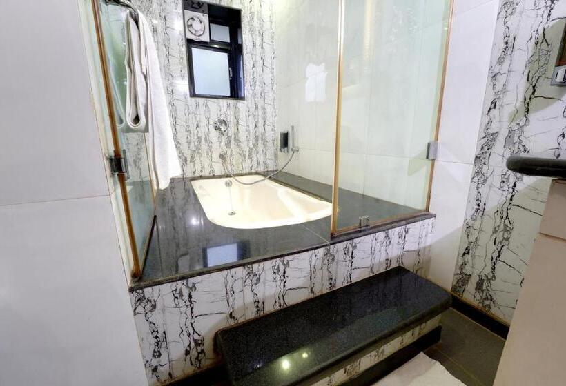 سوییت جونیور, Prestige, Mangalore