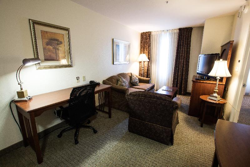 سوئیت با تخت بزرگ, Staybridge Suites Austin Airport, An Ihg