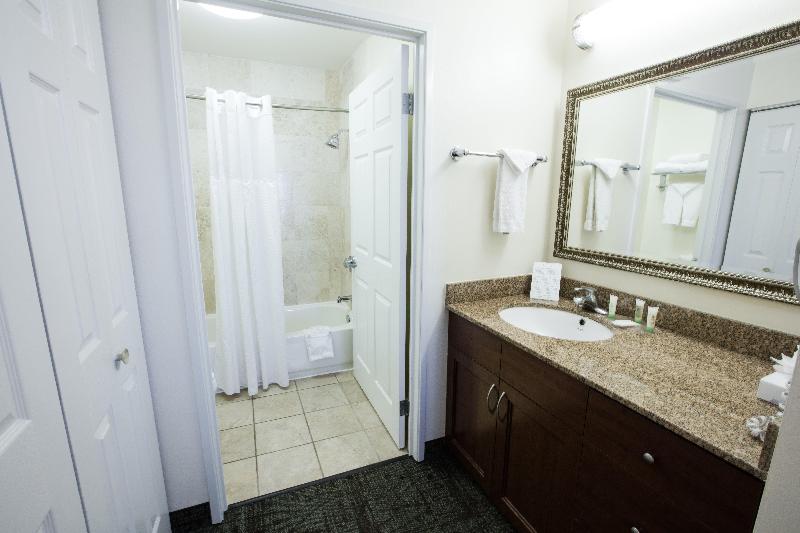 سوئیت با تخت بزرگ, Staybridge Suites Austin Airport, An Ihg