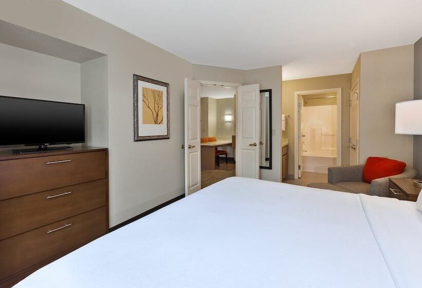سوییت, Staybridge Suites Kalamazoo, An Ihg