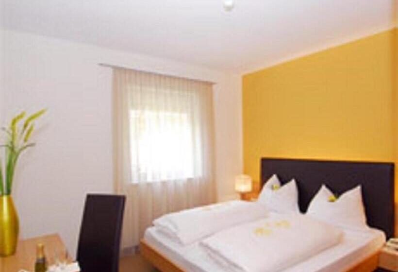 آپارتمان 2 خوابه با تراس, Apparthotel Gartenresidence Nalserhof