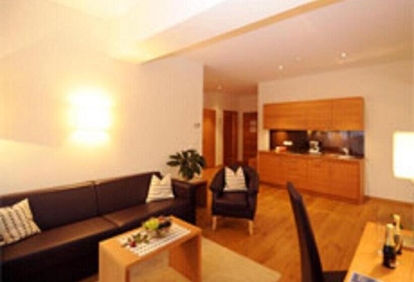 آپارتمان 1 خوابه با تراس, Apparthotel Gartenresidence Nalserhof