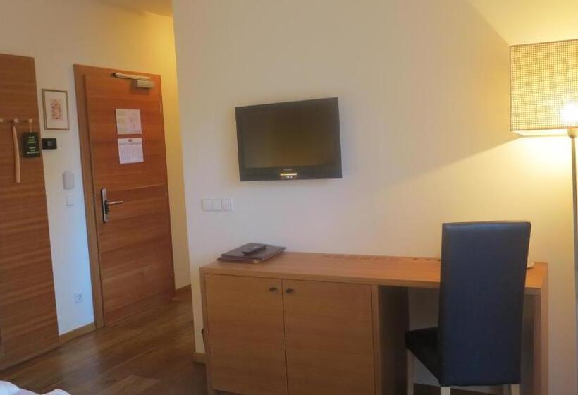 اتاق استاندارد با تراس, Apparthotel Gartenresidence Nalserhof