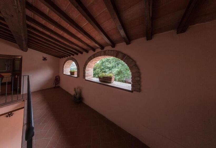 اتاق لوکس, Locanda Di Santantimo