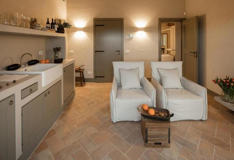 سوئیت جونیور با تراس, Filodivino Wine Resort & Spa