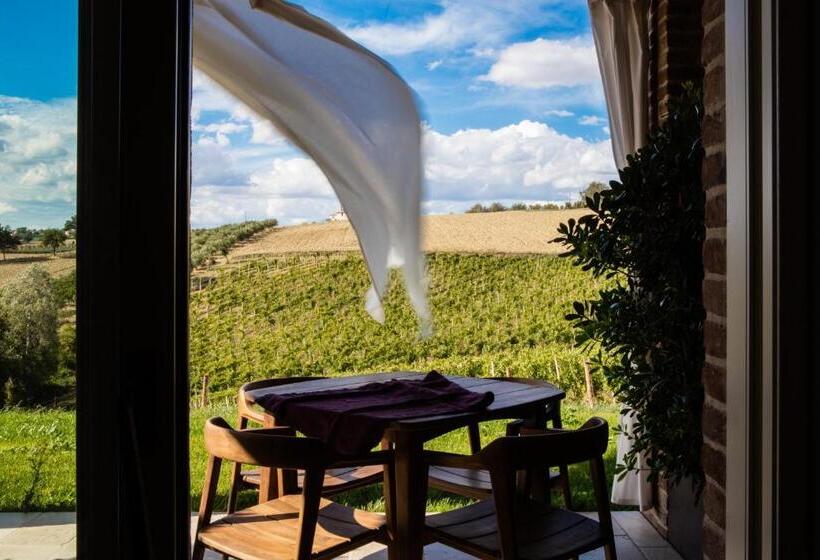 سوییت خانوادگی, Filodivino Wine Resort & Spa