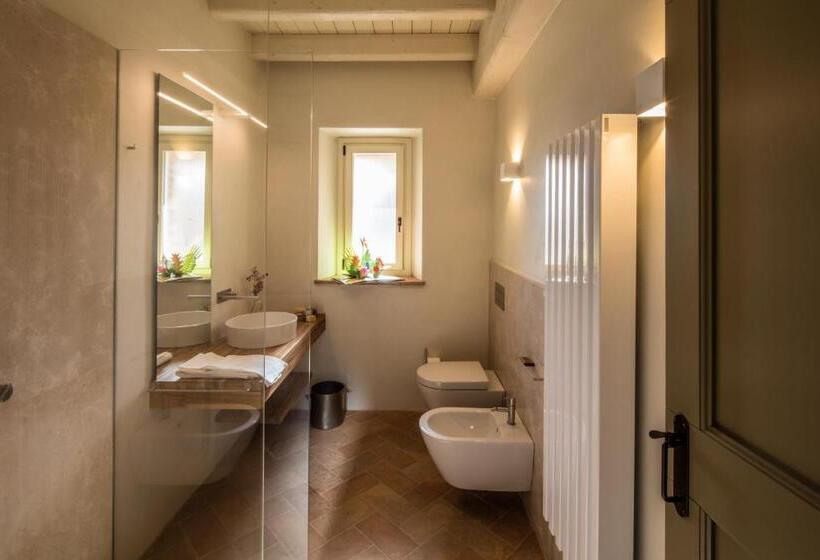 سوییت خانوادگی, Filodivino Wine Resort & Spa