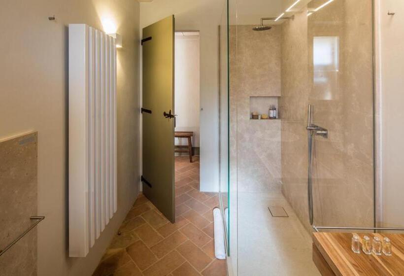 سوییت خانوادگی, Filodivino Wine Resort & Spa
