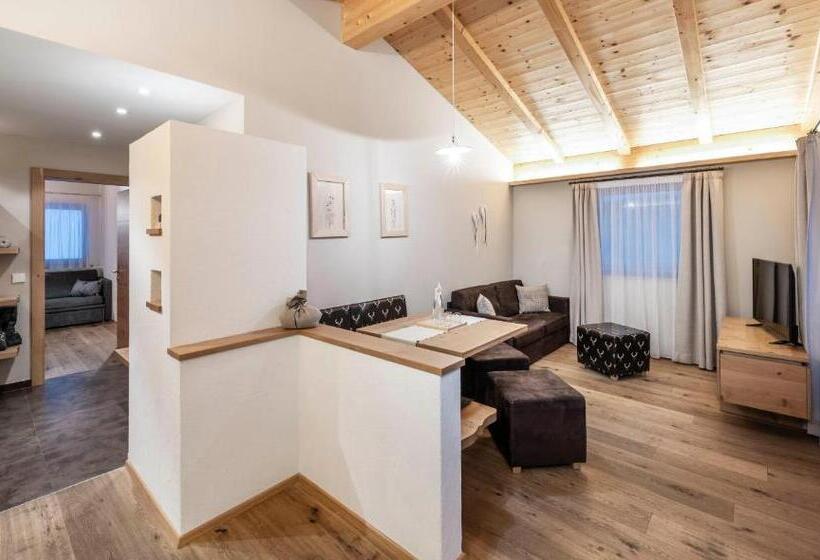 کلبه ییلاقی سوپریور یک خوابه, Feuerstein Nature Family Resort