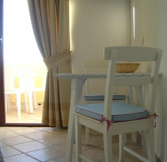 آپارتمان 1 خوابه با چشم‌انداز دریا, Marinella, Sardegna