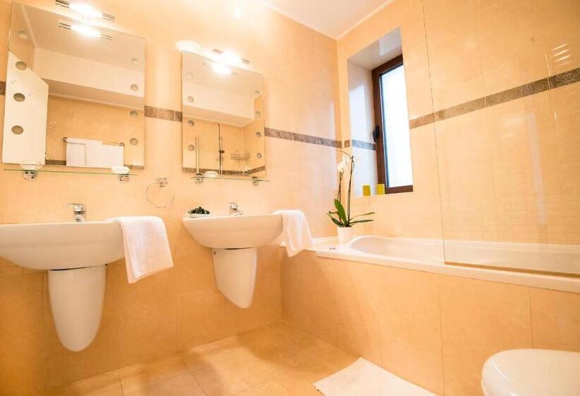 آپارتمان 1 خوابه با تراس, 6 Apartments
