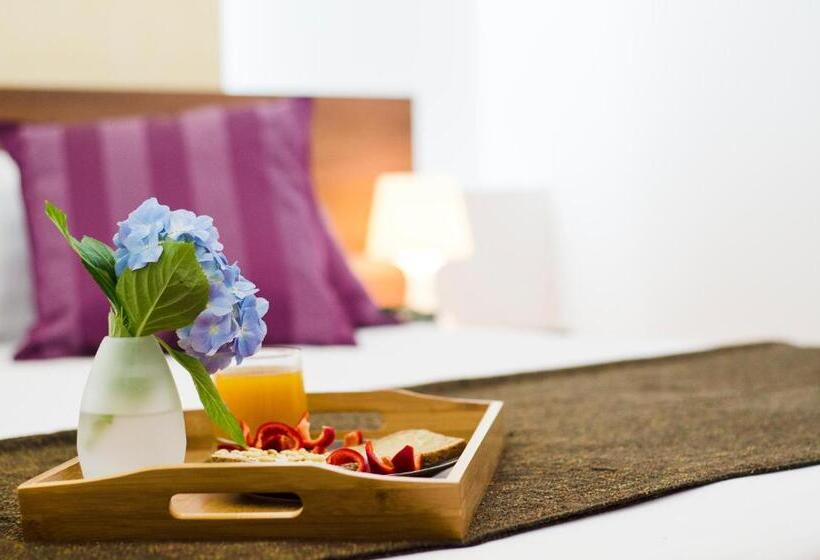 آپارتمان 1 خوابه با تراس, 6 Apartments