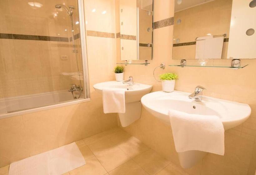 آپارتمان 2 خوابه با تراس, 6 Apartments