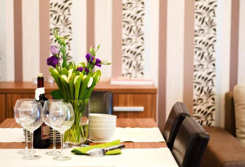 آپارتمان 2 خوابه با تراس, 6 Apartments