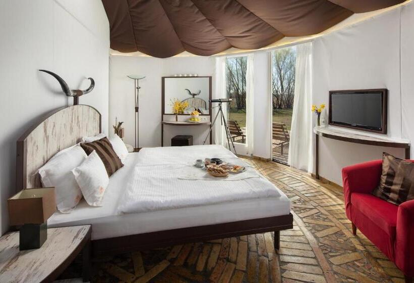 اتاق استاندارد با وان آب گرم, Homoki Lodge   Nature Quest Resort   Adult Only