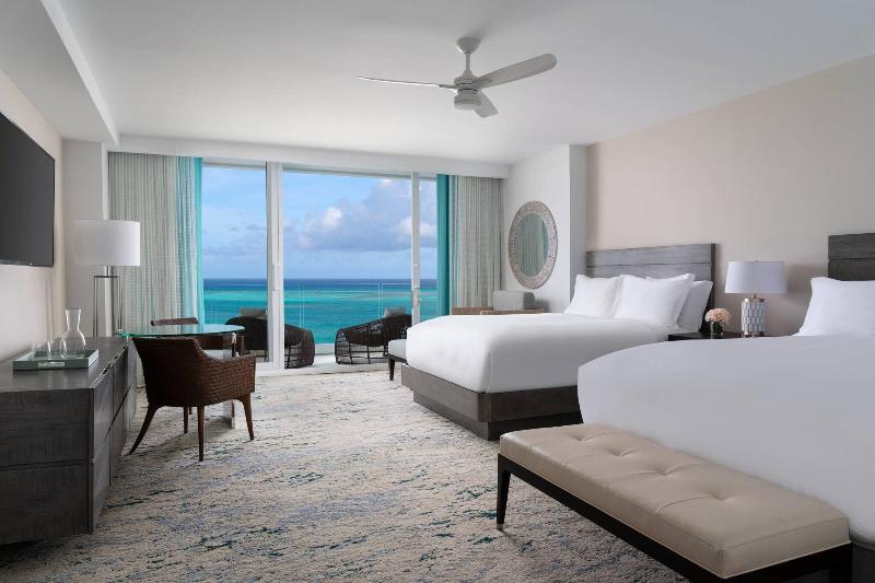 سوئیت اجرایی با چشم‌انداز دریا, The Ritz Carlton, Turks & Caicos