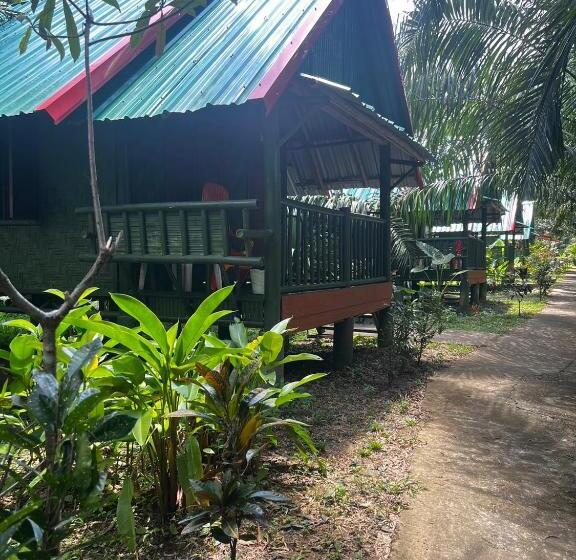 اتاق استاندارد, Khaosok Bamboo Huts Resort