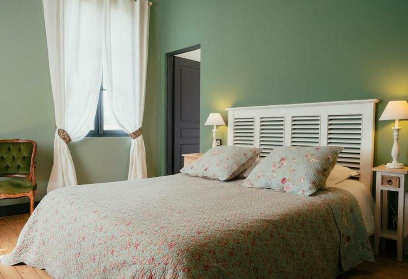 اتاق لوکس, Villa 2 Pas Sages