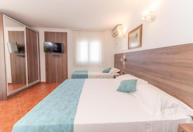 استودیو استاندارد با چشم‌انداز دریا, Guest House Medin