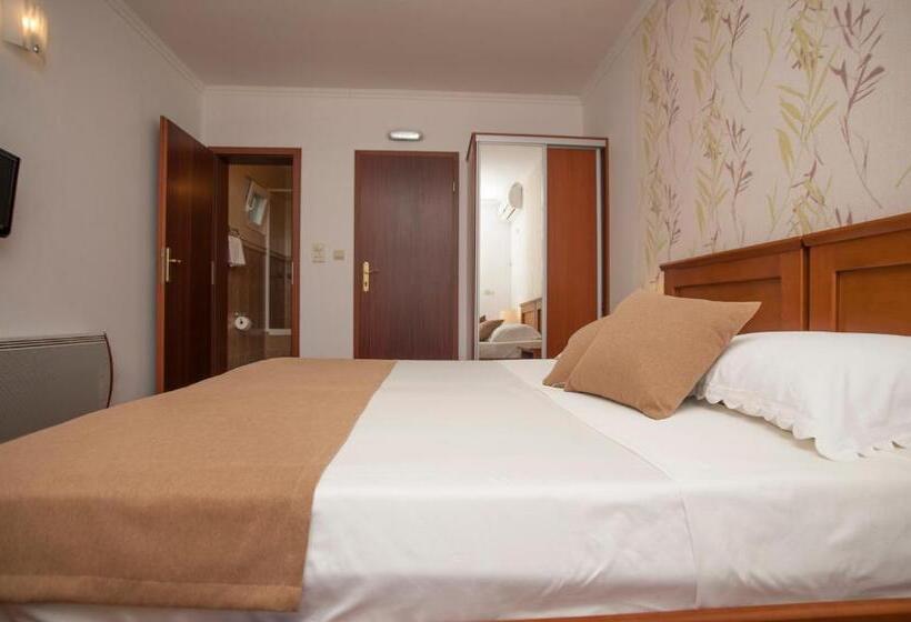 استودیوی استاندارد با چشم‌انداز دریا, Guest House Medin