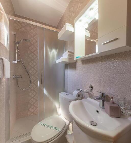 اتاق لوکس, Guest House Medin