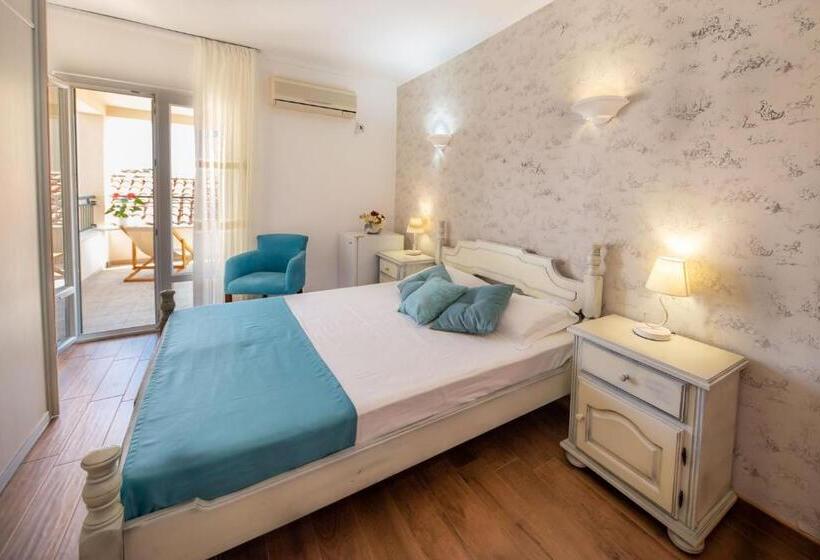 اتاق لوکس, Guest House Medin