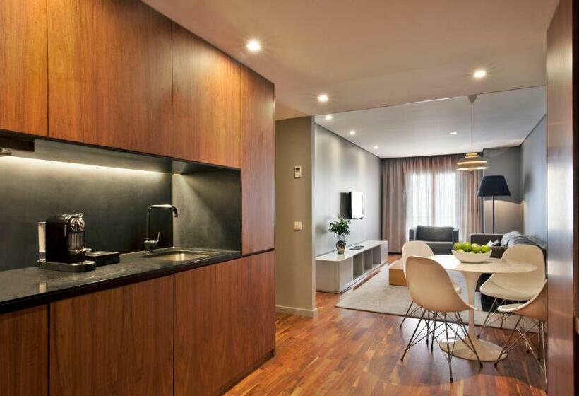 Suite Premium 2 Chambres, Altis Prime