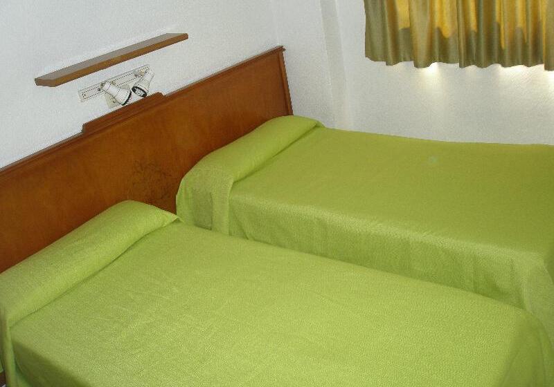 带2个卧室的公寓, Apartamentos Maria Victoria